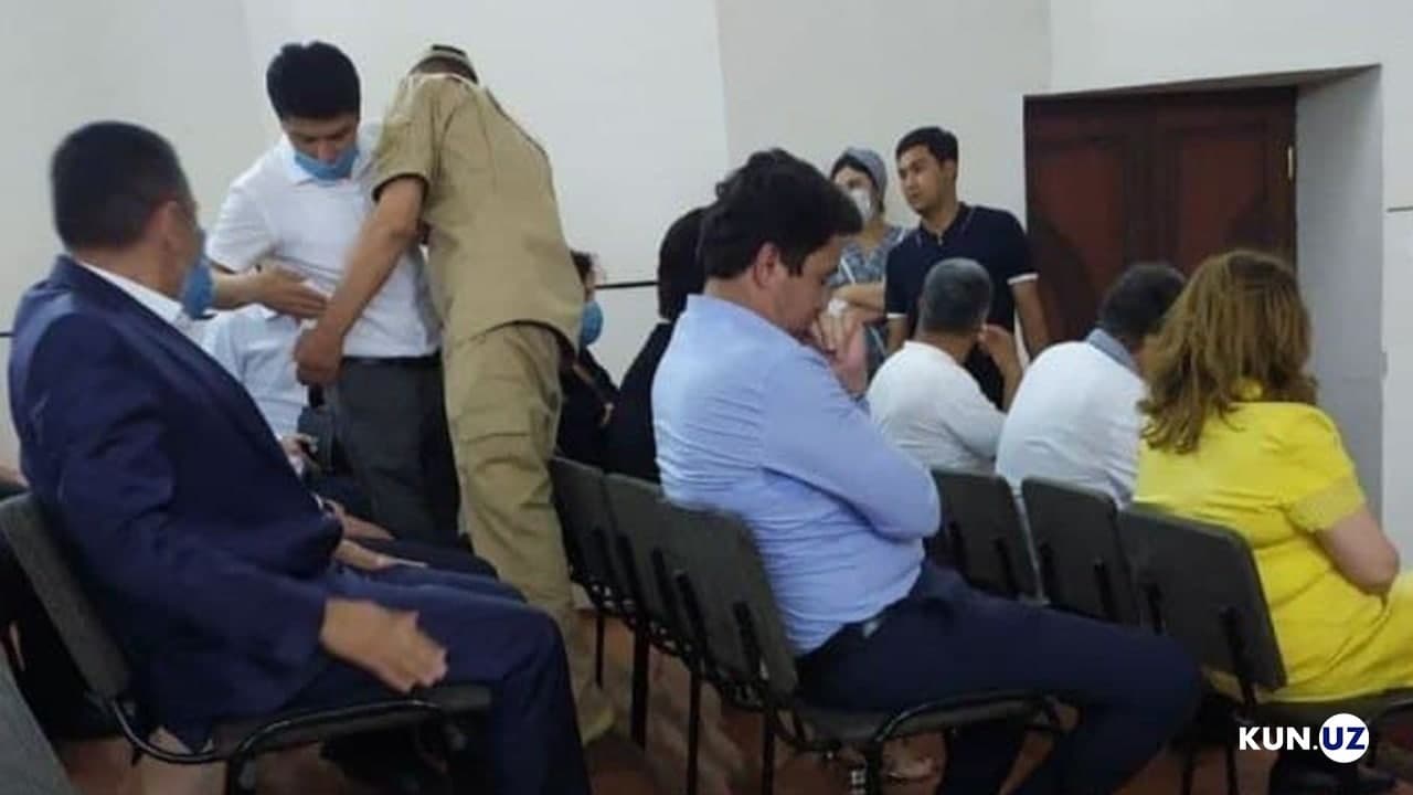 Qorqinchli porno videolarni tomosha qiling