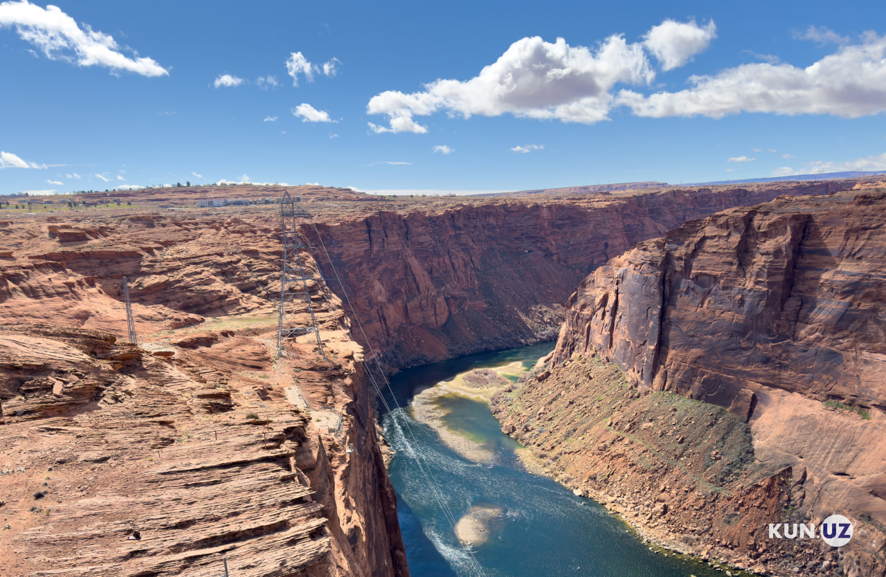 File:Hazy blue hour in Grand Canyon.JPG - Wikimedia Commons