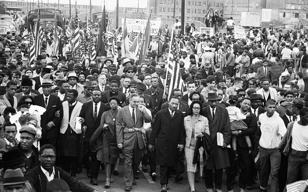 Ijtimoiy porno tomosha qiling