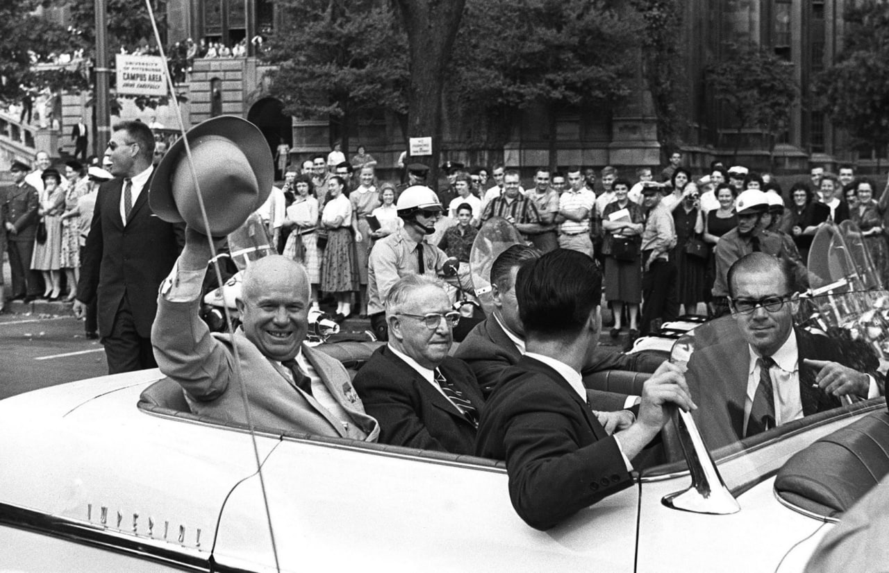 Приезд в ссср. Хрущёв в США 1959. Хрущев визит в США 1959. Первый визит Хрущева в США. Визит н.с. Хрущева в США.