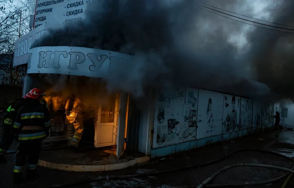 O‘yinchoqlar do‘konidagi yong‘in
Sergey Ilnitskiy / EPA / Scanpix / LETA