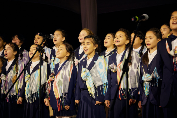 Qizlar külot kiyishadi