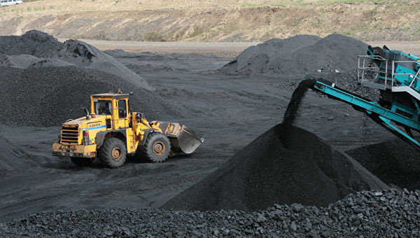 Mirziyoyev gets dissatisfied with the pace of coal production in Uzbekistan