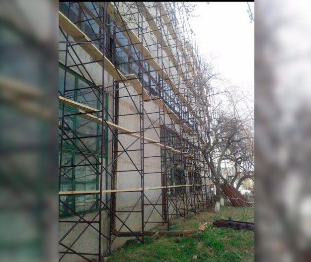 Aqlli qiz erkakning jinsiy olatini soradi